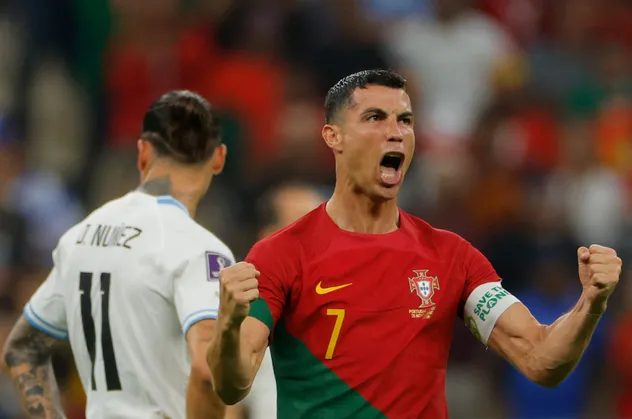 Cristiano Ronaldo için müthiş iddia: Al Nassr ile anlaşmaya yakın! Alacağı para dudak uçuklattı