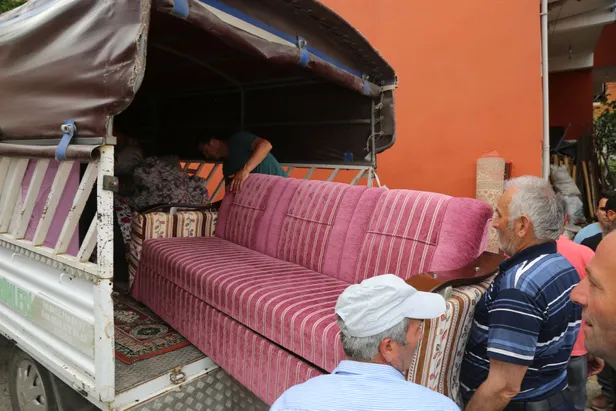 Başkan Erdoğan Ordu’daki heyelan hakkında Vali Seddar Yavuz'dan bilgi aldı-5