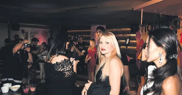 Seçkin Piriler ile Meral Kaplan pişti oldu