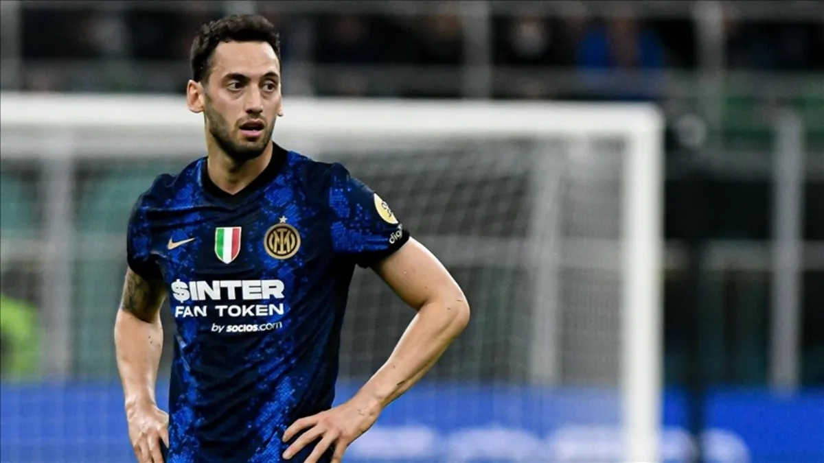 Hakan Çalhanoğlu’nun geleceği için kritik hafta başladı