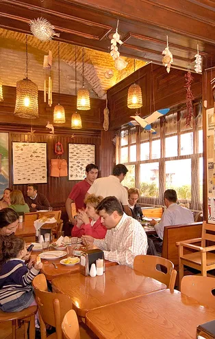 Tüketicilere önemli uyarı! "Halde 300 gramı 3.5 lira olan uskumru, çarşıda 10, restoranda 110 liradan satılıyor"