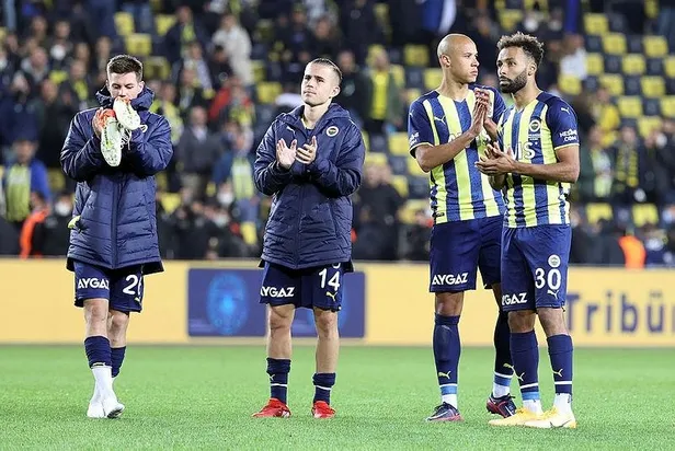 Fenerbahçe'de taraftar isyan etti: Yönetim istifa! Ali Koç'u köşesinden bombaladı: Başkanlığı kaldıramıyor-8