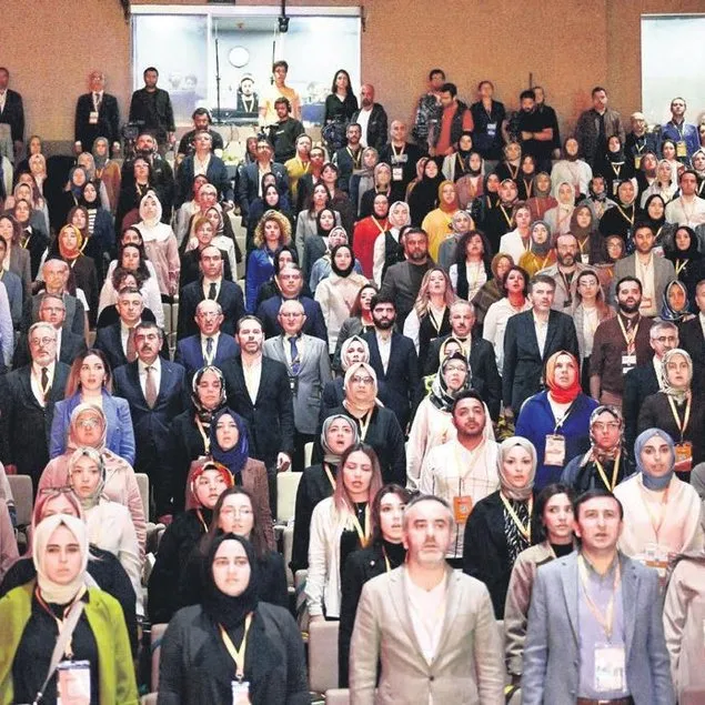 Gelecekten emin olacağız