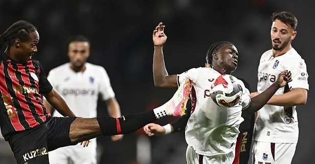 Trabzonspor'un yeni yıldızı performansıyla taraftarı büyüledi! Oulai şov yaptı