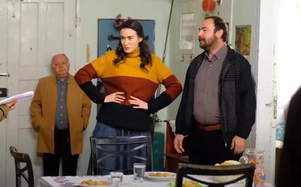 gonul-daginda-sevinc-tohumlari-actiracak-gelisme-44-bolum-2-fragmaninda-asil-suretini-gosteriyor-1639548251120.jpg 44. bölüm 2. fragmanında asıl suretini gösteriyor! Gönül Dağı'nda sevinç tohumları açtıracak gelişme!-4