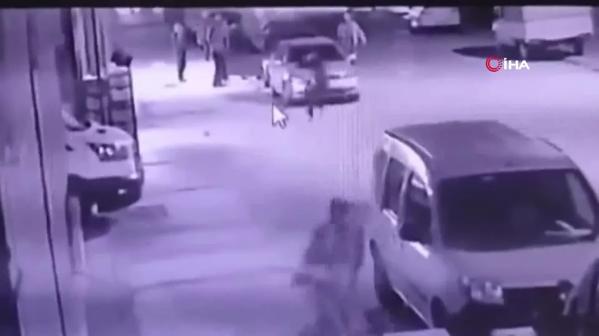 İzmir'de polisin öldürüldüğü silahlı saldırının görüntüleri ortaya çıktı