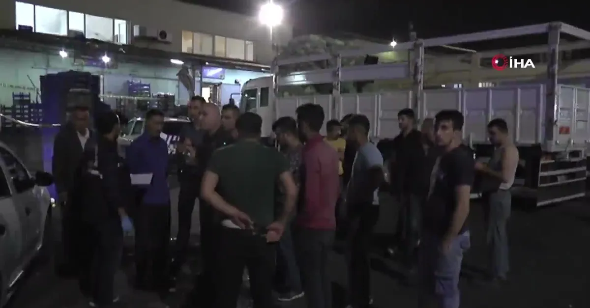 Meyve sebze halinde silah sesleri: 2 yaralı