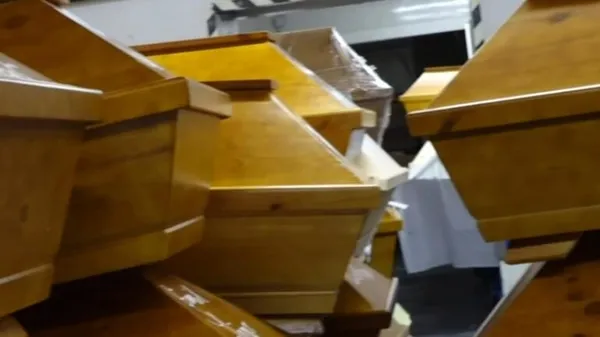 Cesetler doldu taştı! O ülkede koronavirüs alarmı!-2