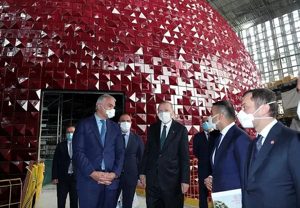Taksim'deki yeni AKM görücüye çıktı: İstanbul'a 4 büyük proje daha geliyor!-4