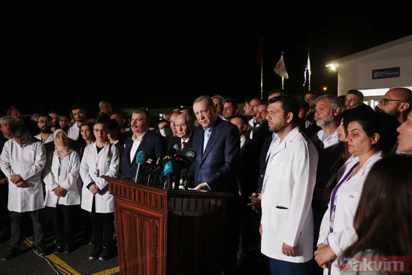 Başkan Recep Tayyip Erdoğan Hatay'ı ziyaret etti: Hem kalbimizle hem gözümüzle hem ziyaretlerimizle Hatay'ın yanında yer almayı sürdüreceğiz - 9