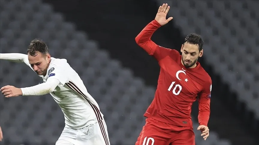 hakana-yildirim-mesaj-1780971468815.jpeg Hakan Çalhanoğlu'na Aziz Yıldırım'dan transfer mesajı-4