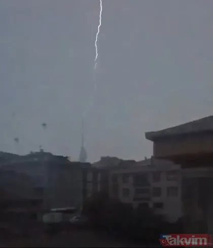 İstanbul’da Çamlıca Kulesi’ne yıldırım düştüğü anlar kamerada