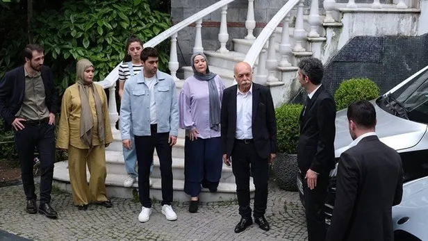 kizilcik-serbetine-2-yeni-oyuncu-ortalik-alev-alacak-buyuk-sir-ifsa-oldu-ruzgar-gibi-esmeye-geliyorlar-1692385143164.jpeg Ortalık alev alacak büyük sır ifşa oldu! Rüzgar gibi esmeye geliyorlar! Kızılcık Şerbeti'ne 2 yeni oyuncu!-2