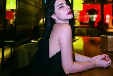 Merve Boluğur filtrenin dozunu kaçırdı: Adriana Lima’ya benzetildi