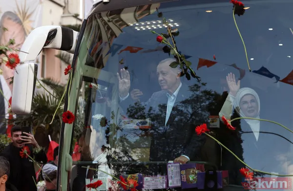 Türkiye Yüzyılı'nın şafağı söküyor! İzmir Gündoğdu Meydanı'nda tarihi kalabalık: Başkan Erdoğan için "Tayyip Baba" sloganları - 7