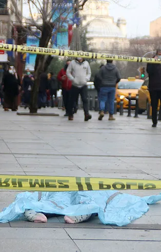 Korkunç olay! İstanbul'un göbeğinde şüpheli ölüm