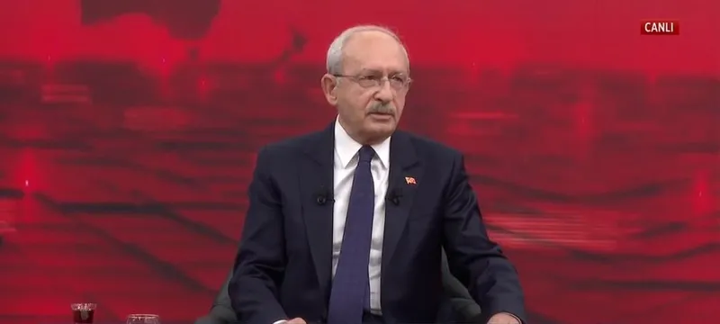 eski-chp-genel-baskani-kemal-kilicdaroglu-imamoglu-tarafindan-hancerlendigini-acik-acik-ilan-etti-1716845141173.jpeg