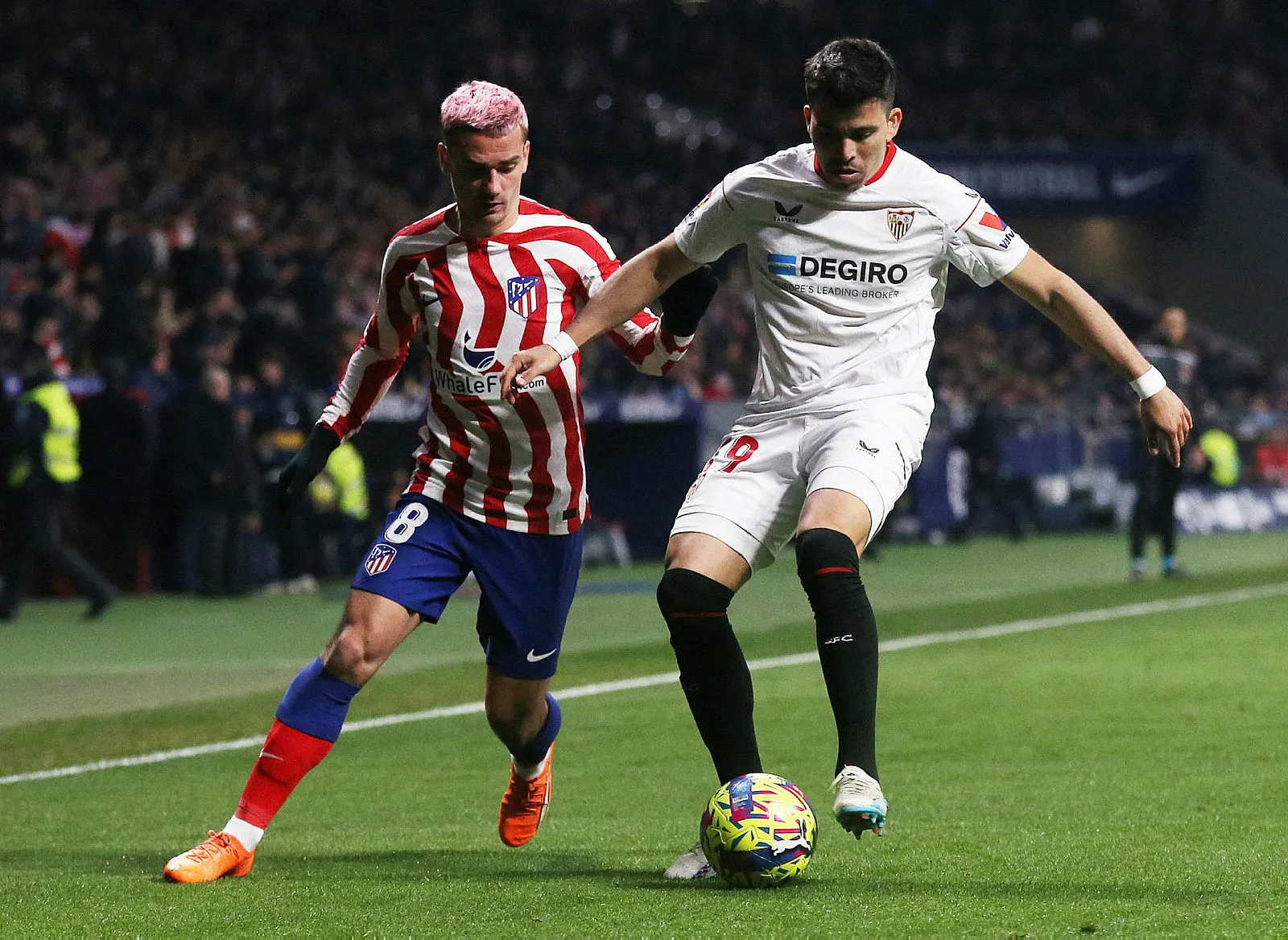 Fenerbahçe haberleri | Jorge Jesus'tan sürpriz karar! O isim Sevilla maçında 11'de - 16