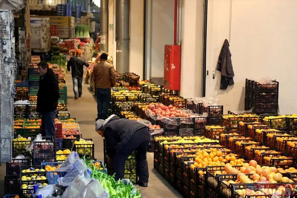 Herkes onları arıyor! Kim bu aracılar? Çiftçi kazanamıyor, vatandaş tasalanıyor! Çözüm bekleniyor: Hal Yasası çıksın! - 5