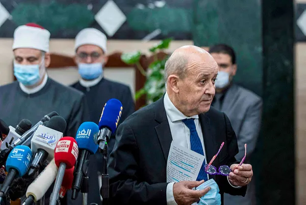 İslam’a ve Peygamberimiz Hz. Muhammed’e edilen hakaretlere destek veren Fransa geri vites yaptı: İslam’a saygı duyuyoruz