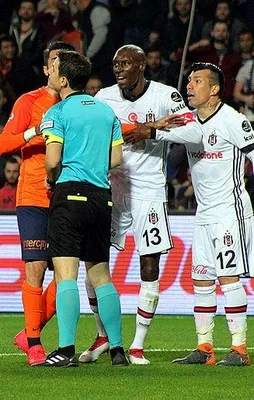Beşiktaş'ta iki yıldız cezalı duruma düştü