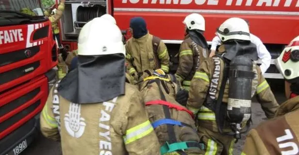 İstanbul’da korkunç olay! Yangına müdahale eden itfaiye eri çatıdan düştü