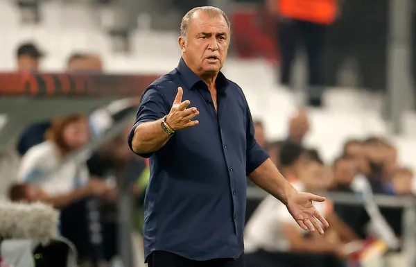 aslan-hata-yapmak-istemiyor-iste-caykur-rizespor-galatasaray-macinin-muhtemel-11leri-1633254065284.jpg Aslan hata yapmak istemiyor! İşte Çaykur Rizespor - Galatasaray maçının muhtemel 11'leri...-8