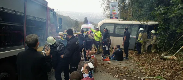 SON DAKİKA! İstanbul Sarıyer'de yolcu minibüsü kaza yaptı! Ölü ve yaralılar var-4