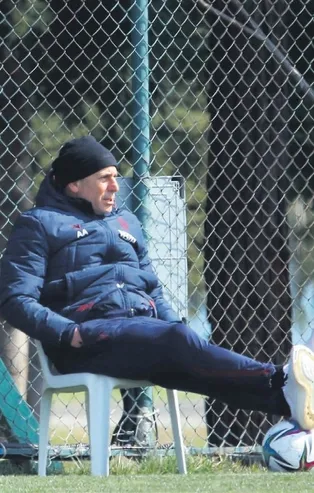 Abdullah Avcı derbi için Valerien Ismael’i mercek altına aldı