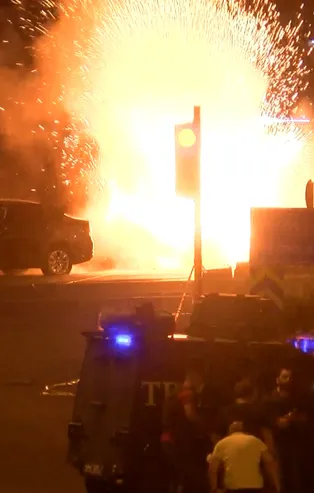 Diyarbakır'da bombalı saldırı polis ekiplerinin yaptığı uygulamayla önlendi