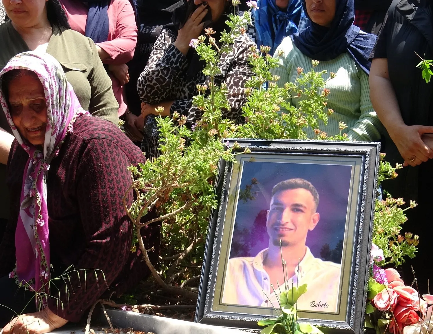 Hatay’da sel felaketinde kaybolan Deniz Hoşgel’in cansız bedenine ulaşıldı
