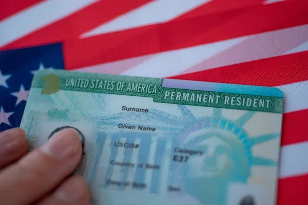 green-card-basvuru-nasil-yapilir-2021-abd-green-card-basvuru-ucreti-var-mi-1602163460201.jpg ABD'ye gitmek isteyenler dikkat! Green Card başvuru nasıl yapılır? Green Card başvuru ücreti ne kadar?-5