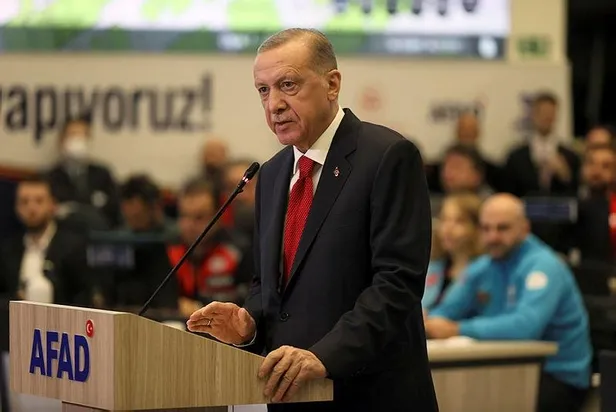 deprem-kabinesi-sonrasi-baskan-erdogan-acikladi-yakinini-kaybeden-depremzedelere-100-bin-lira-maddi-destek-kon-1676407834586.jpeg 'Deprem Kabinesi' sonrası Başkan Erdoğan açıkladı! Yakınını kaybeden depremzedelere 100 bin lira maddi destek... Konut yapımı başlıyor-9