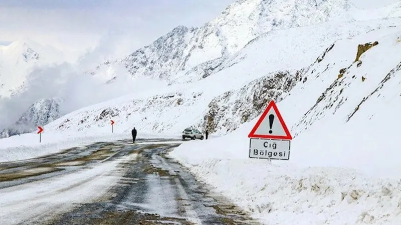 4-nisan-hava-durumu-nasil-olacak-yagis-riski-var-mi-bolgeleri-ne-bekliyor-doguya-kar-geliyor-1712211544342.jpeg 4 Nisan hava durumu nasıl olacak? Yağış riski var mı? Bölgeleri ne bekliyor? Doğu'ya kar geliyor-3