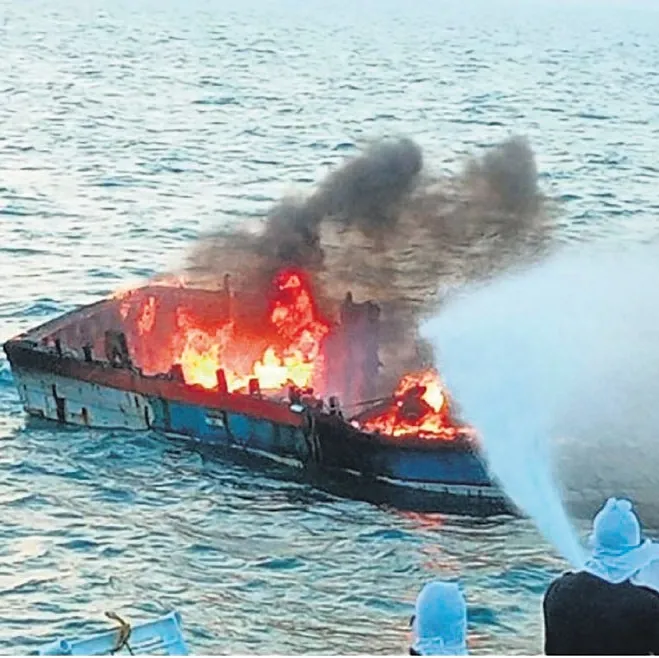 Teknede yangın faciası