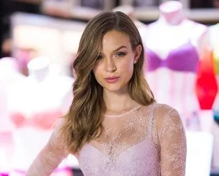 Josephine Skriver hayal etti başardı