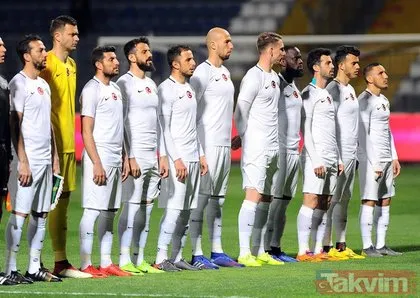 Spor Toto Süper Lig’de şampiyon ve küme düşecekler açıklandı! Medipol Başakşehir ve Galatasaray...