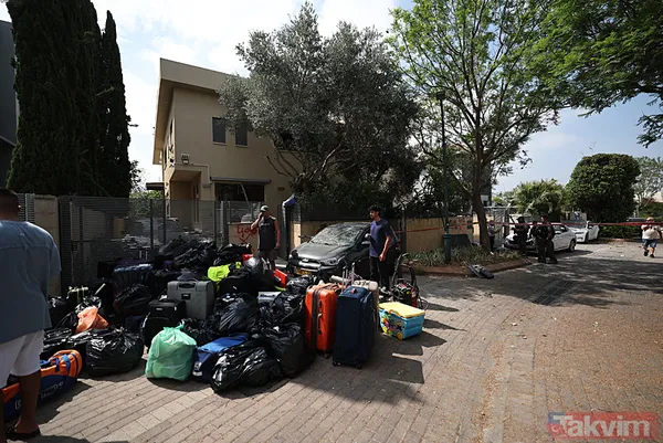 Siyonistler tası tarağı toplayıp kaçıyor! A Haber İsrail Tel Aviv'deki yıkımı görüntüledi... Binalar enkaza, araçlar hurda yığınına döndü - 18