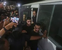 Gözyaşlarıyla karşılandılar | Terör devleti İsrail Gazze’den alıkoyduğu bazı Filistinli esirleri serbest bıraktı