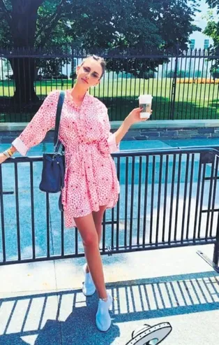 Emina Jahovic'ten bayram ziyareti