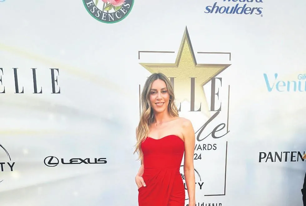 Ekranlara dönüyor!