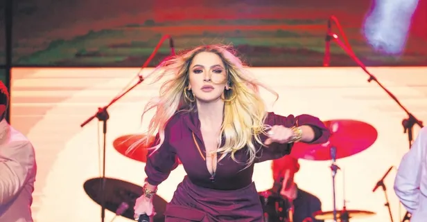 Hadise cesur dansıyla büyüledi!