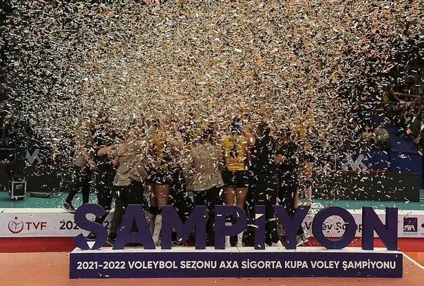 kupa-voley-kadinlarda-fenerbahceyi-maglup-eden-vakifbank-sampiyon-oldu-1650221659052.jpeg Kupa Voley Kadınlar'da Fenerbahçe'yi mağlup eden VakıfBank şampiyon oldu!-3
