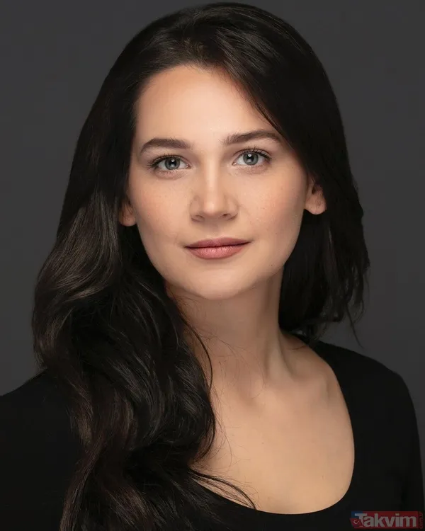 Gönül Dağı’nın Dilek’i Gülsim Ali İlhan’ın yatak pozları ortalığı salladı! Gören dönüp bir daha baktı sosyal medya ikiye bölündü - 7