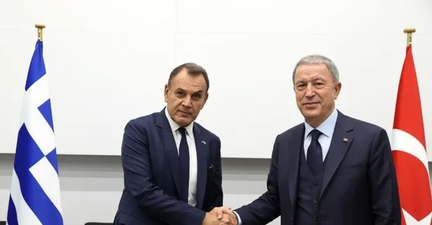 Bakan Akar, Yunanistan Savunma Bakanı Panagiotopoulos ile telefonda görüştü