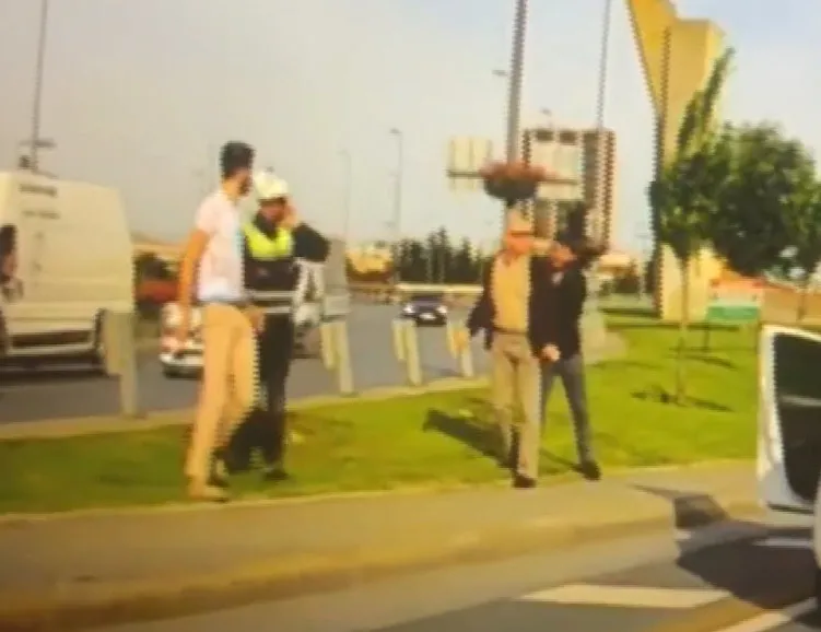 Yol verme tartışması bıçaklı kavgaya dönüştü