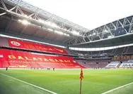 Azerbaycan’a destek pankartı