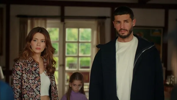 elif-resti-cekti-bir-kucuk-gun-isigi-13-bolum-fragmani-yayinlandi-hic-kimseye-vermiyorum-onu-1669147866514.jpg Elif resti çekti! Bir Küçük Gün Işığı 13. bölüm fragmanı yayınlandı: “Hiç kimseye vermiyorum onu”-2