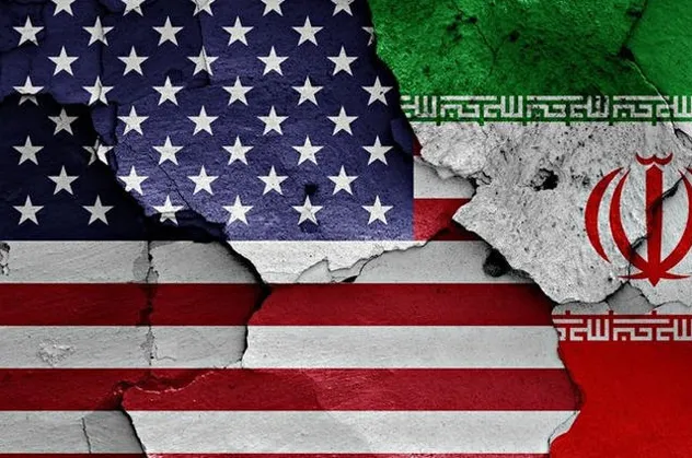 ABD Başkanı Trump: Ateşle oynuyor