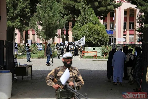 Afgan kadınlar Kabil Eğitim Üniversitesi’nde Taliban’a destek programı düzenledi - 24